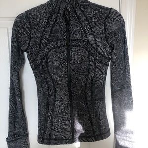 Define jacket *NULUX